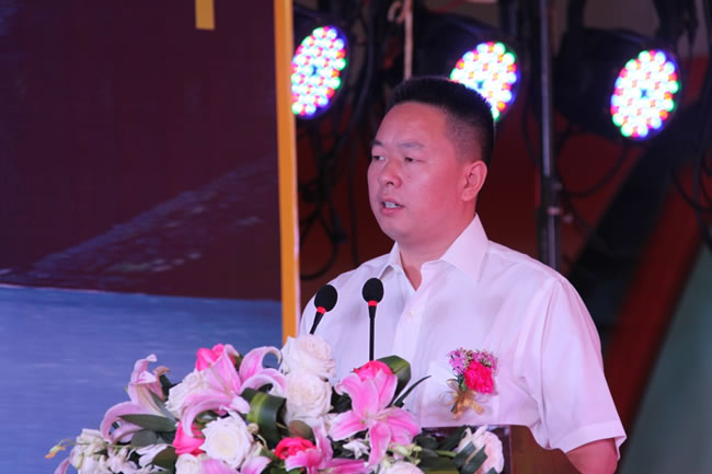绵阳九游老哥J9俱乐部官网东风雷诺4S店盛大开业2.jpg 绵阳九游老哥J9俱乐部官网东风雷诺4S店盛大开业2.jpg